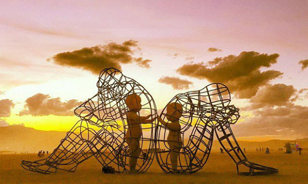 dj8iw-burning-man-art-1.jpg